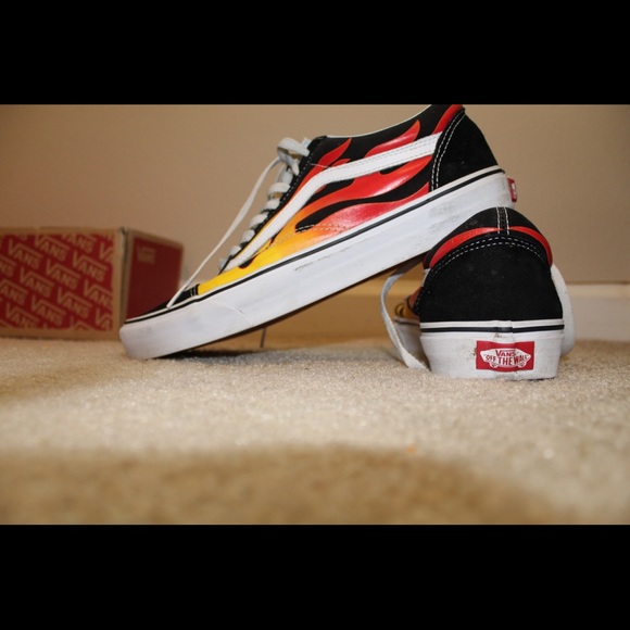Old skool (Flame) black and white Vans shoes - Picture 4 of 5